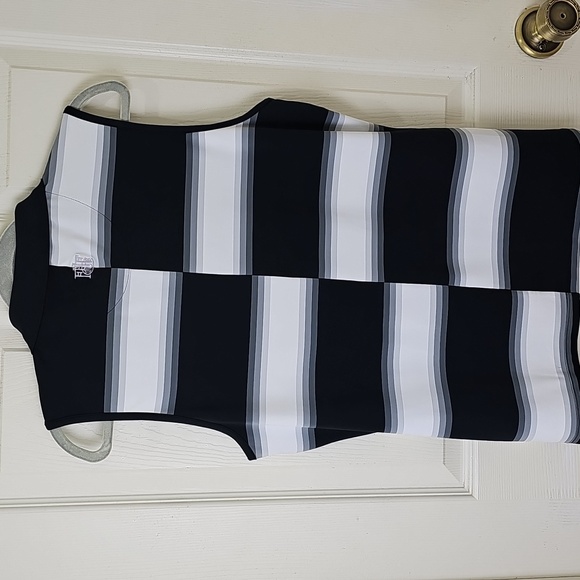 G/FORE Women's Offset Gradient Stripe Performance Fabric Polo Top L NWOT - Picture 11 of 13